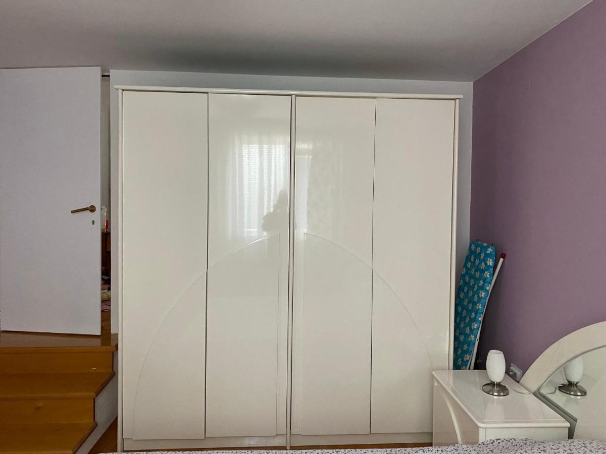 Gala Posh Apartment Soko Banja Luaran gambar